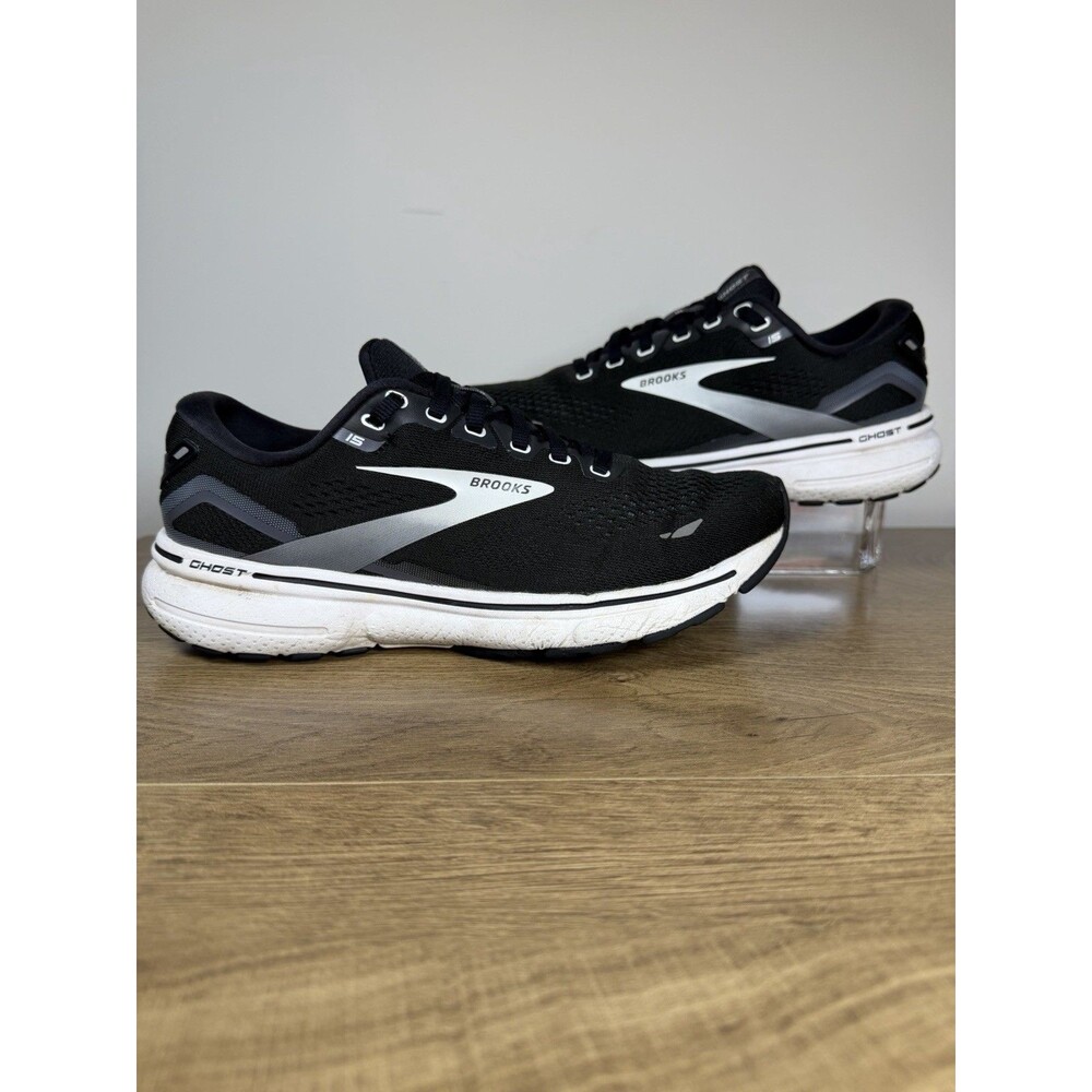 Brooks Ghost 15 Women’s Size 8.5 B Black/White Running Sneakers 1203801B012